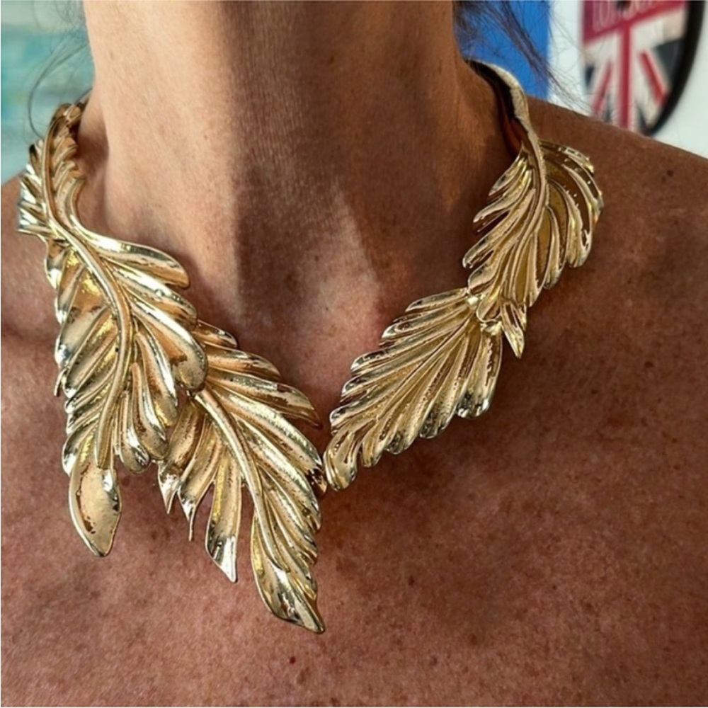 Gold Leaf Statement Necklace - Women Jewelry